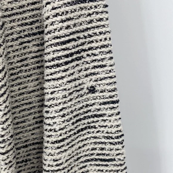 Madewell Texture and Thread Black and Cream Balloon Sleeve Sweater - Picture 11 of 11